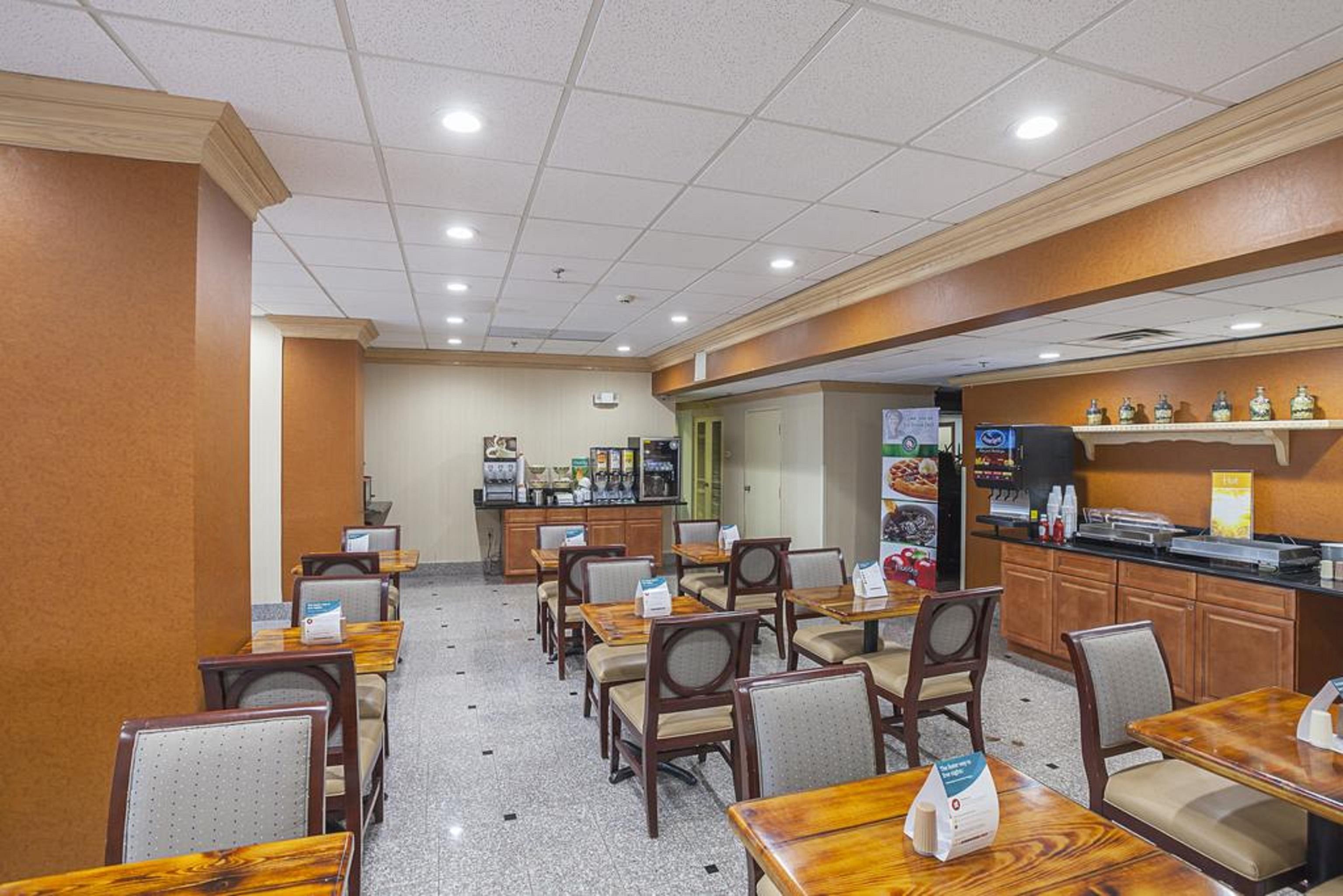 Quality Inn & Suites Cincinnati Eksteriør billede