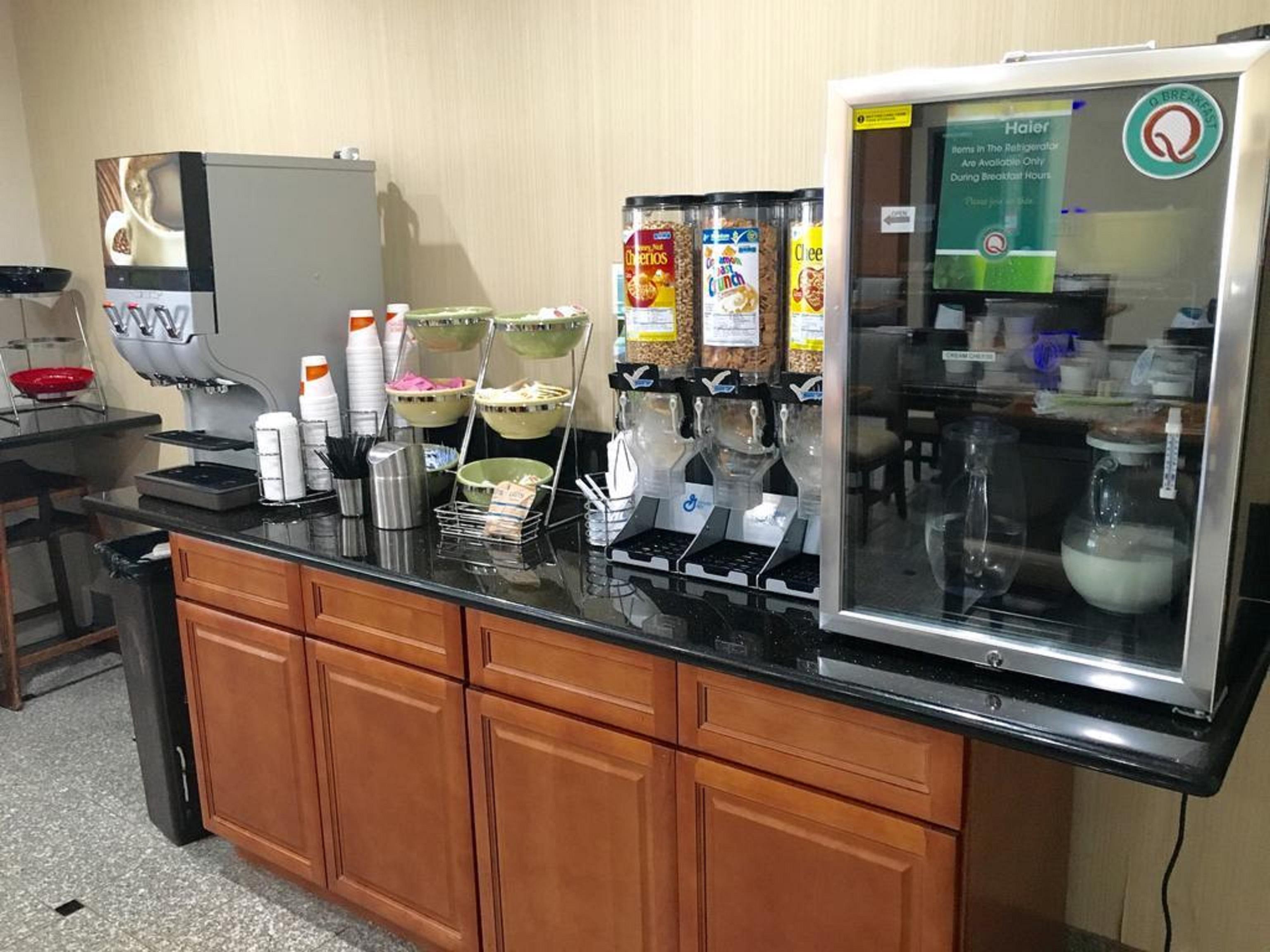 Quality Inn & Suites Cincinnati Eksteriør billede
