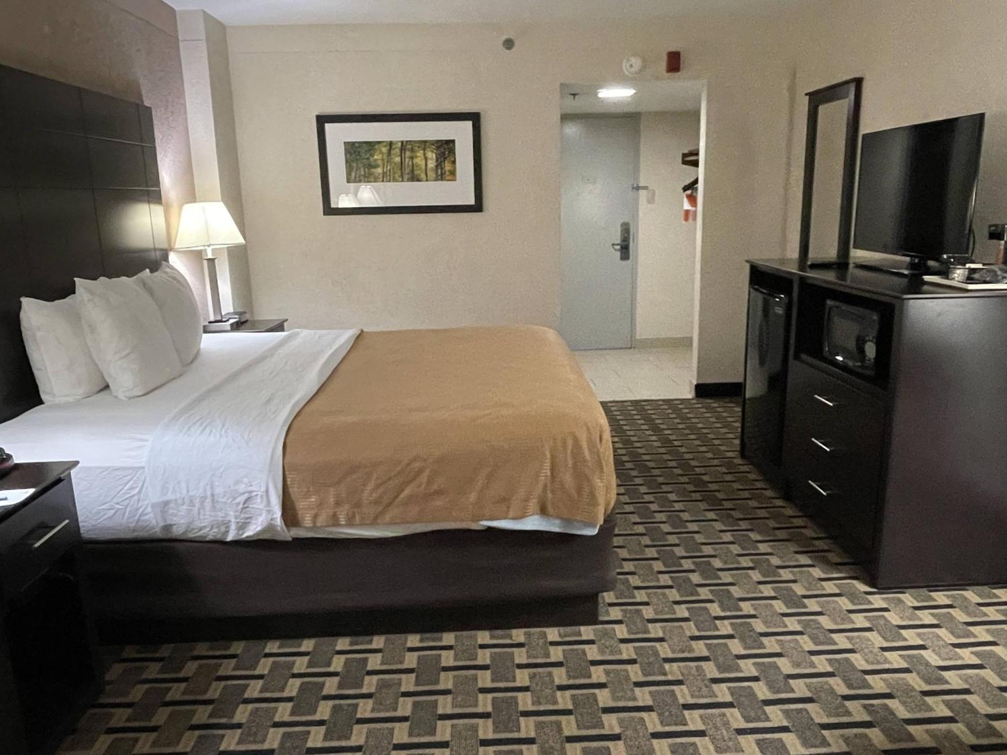 Quality Inn & Suites Cincinnati Eksteriør billede