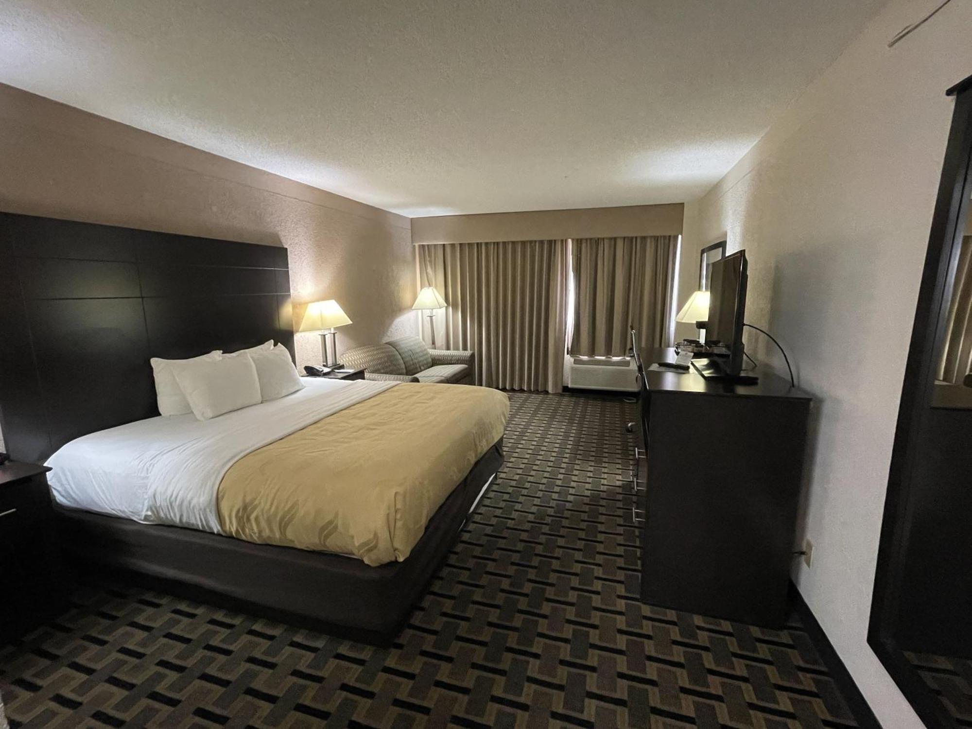 Quality Inn & Suites Cincinnati Eksteriør billede