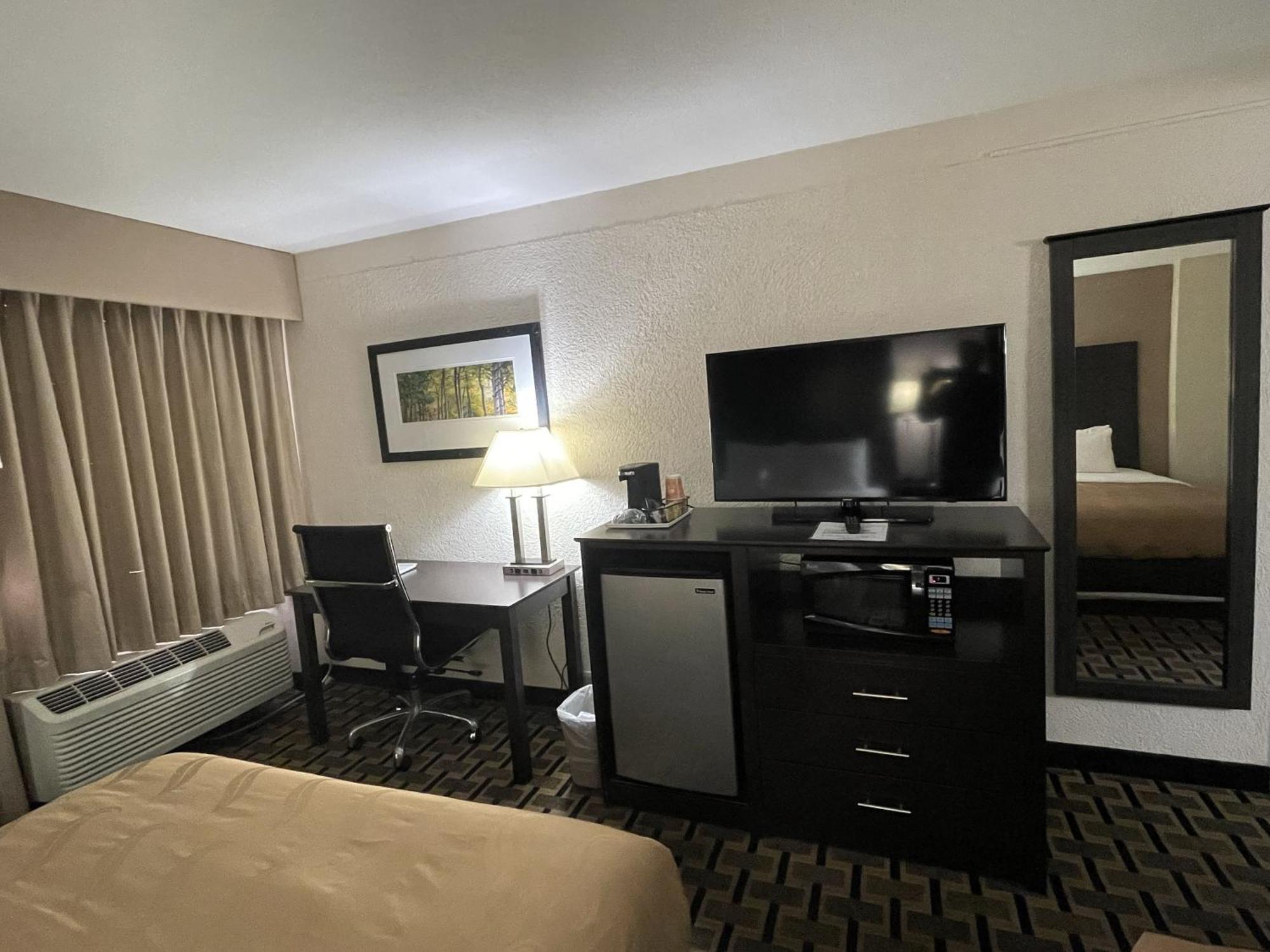 Quality Inn & Suites Cincinnati Eksteriør billede