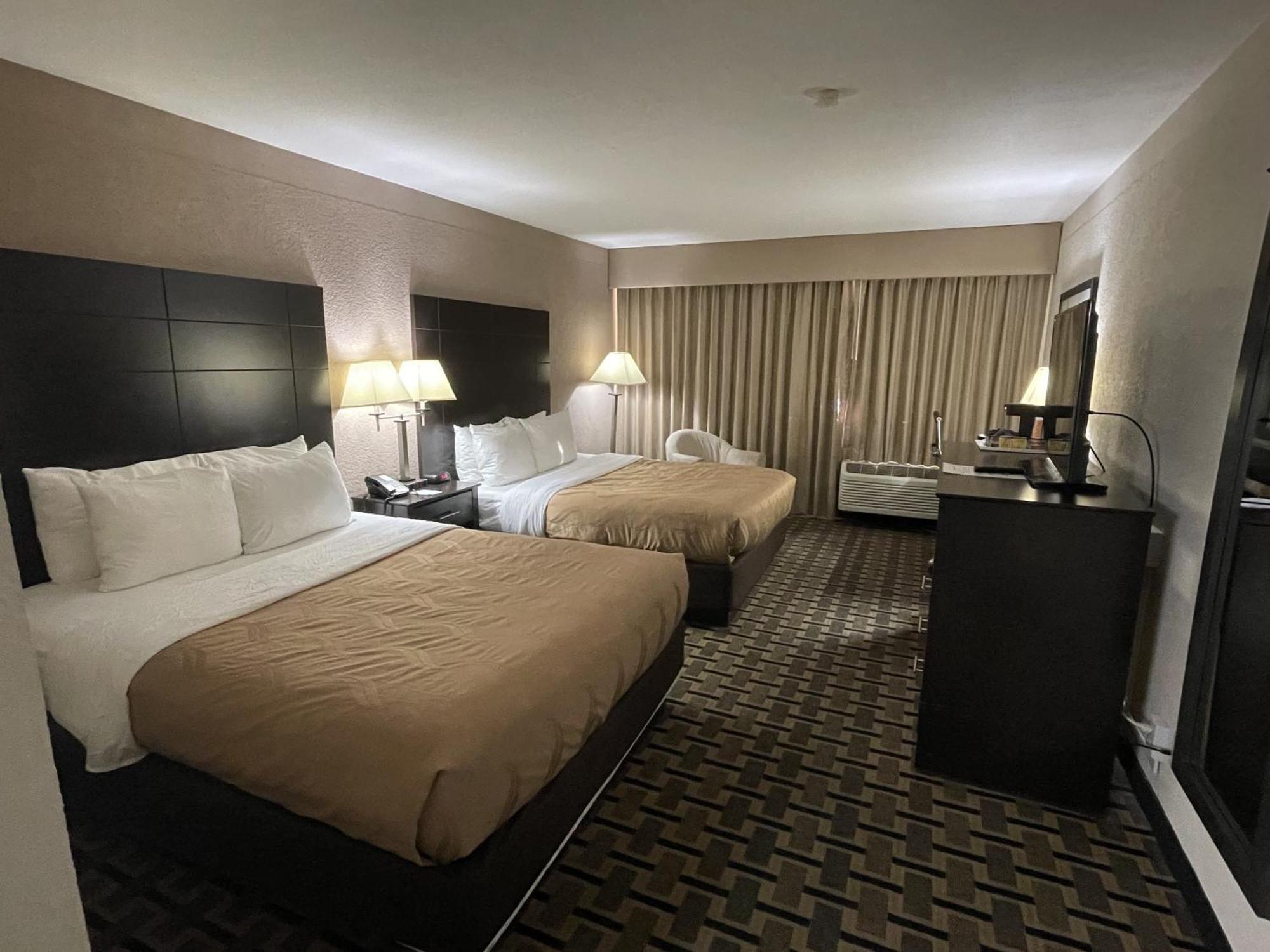 Quality Inn & Suites Cincinnati Eksteriør billede